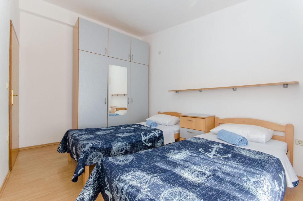 Apartments Goran Vir Exterior photo